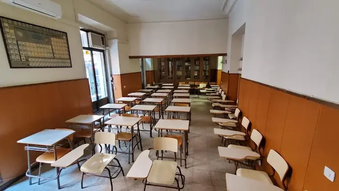 Equipo docente y alumnado de Academia Visan en una sesión formativa